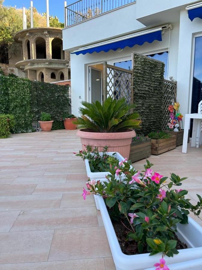 Residence Sei Delfini Термоли Екстериор снимка